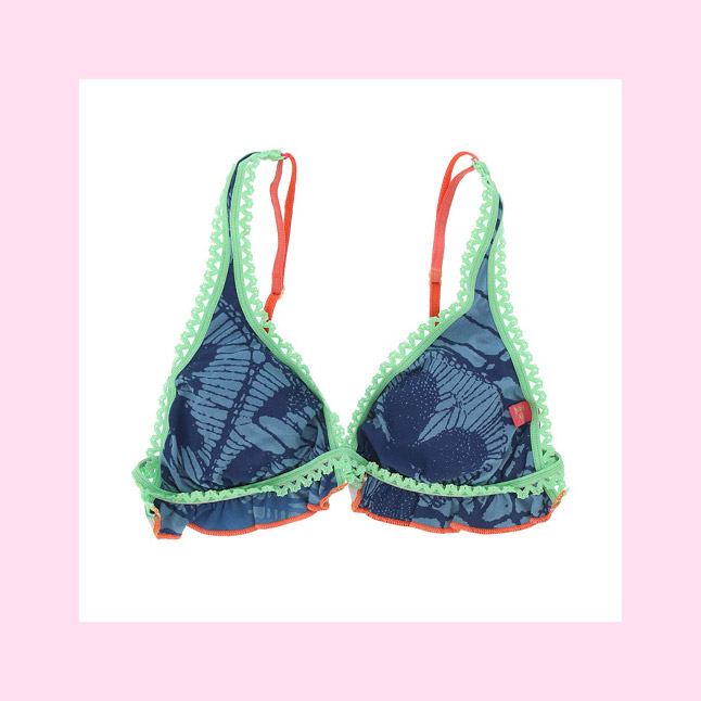 カミラブラジャー