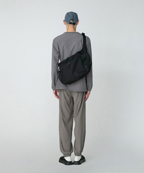 スノーピークEveryday Use Middle Shoulder Bag 黒 Snow Peak｜Everyday Use Middle Shoulder Bag | Rakuten