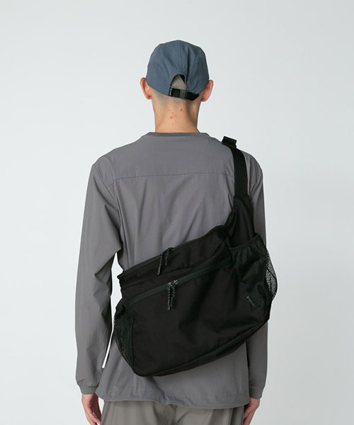 Everyday Use Middle Shoulder Bag｜Snow Peak アパレル