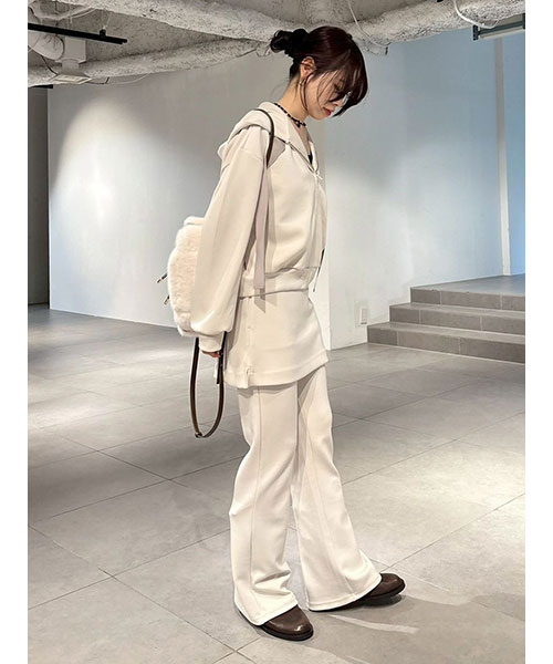 NEW YEAR'S SPECIAL ITEM】ボンディングセットアップ｜LILY BROWN