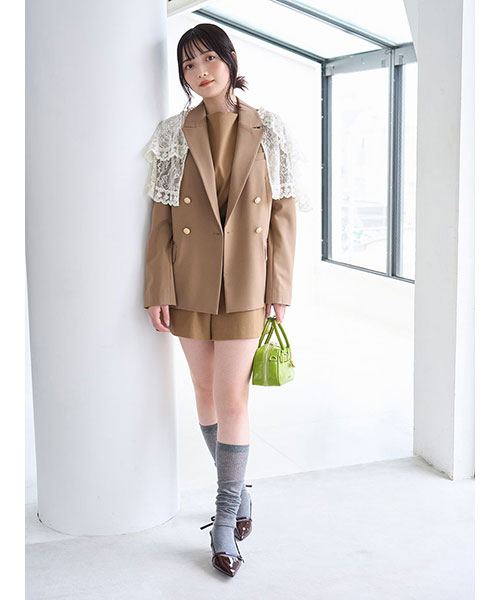 AT1748 リリーブラウン 25SS ダブルブレストジャケット 金ボタン 白 AT1748 リリーブラウン 25SS ダブルブレストジャケット 金ボタン