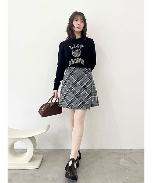 lily brown ロゴ付きラメトップス Lily Brown （リリーブラウン)ラメジャガードロゴニットトップス