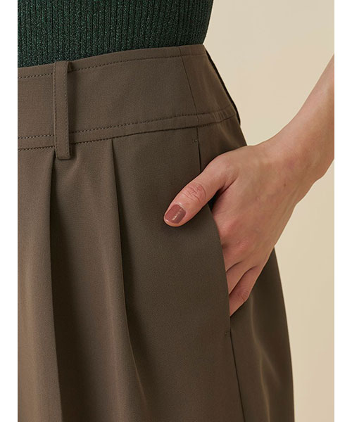 シンプルタックパンツ｜SNIDEL スナイデル
