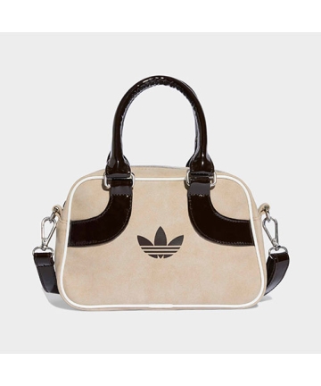⭐︎ プロフィールご一読くださいね〜 　adidas originals Originals | adidas 公式オンラインショップ