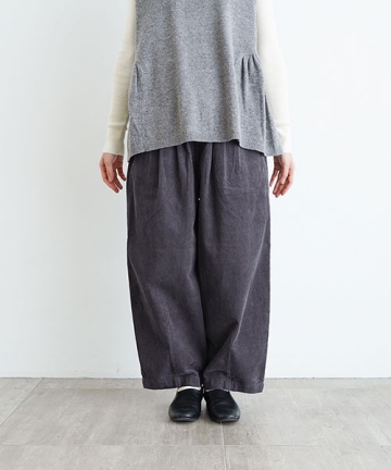 【美品】tandey 休日と詩 キュウジツトウタ ニューボンボンパンツ デニム tandey 休日と詩 キュウジツトウタ ニューボンボンパンツ ブルー