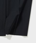 LIGHT WOOL MAX GABARDINE TWO-TUCK SLACKS｜ADAM ET ROPE